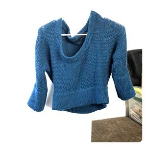 Blue crop scoop neck three quarter length sweater